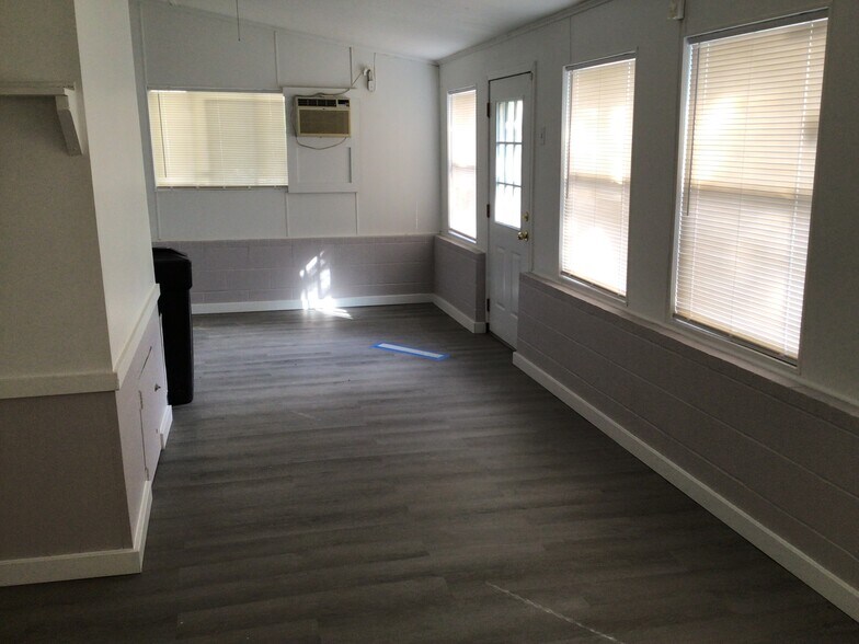 Bedroom 4/Bonus Room - 1030 Canton