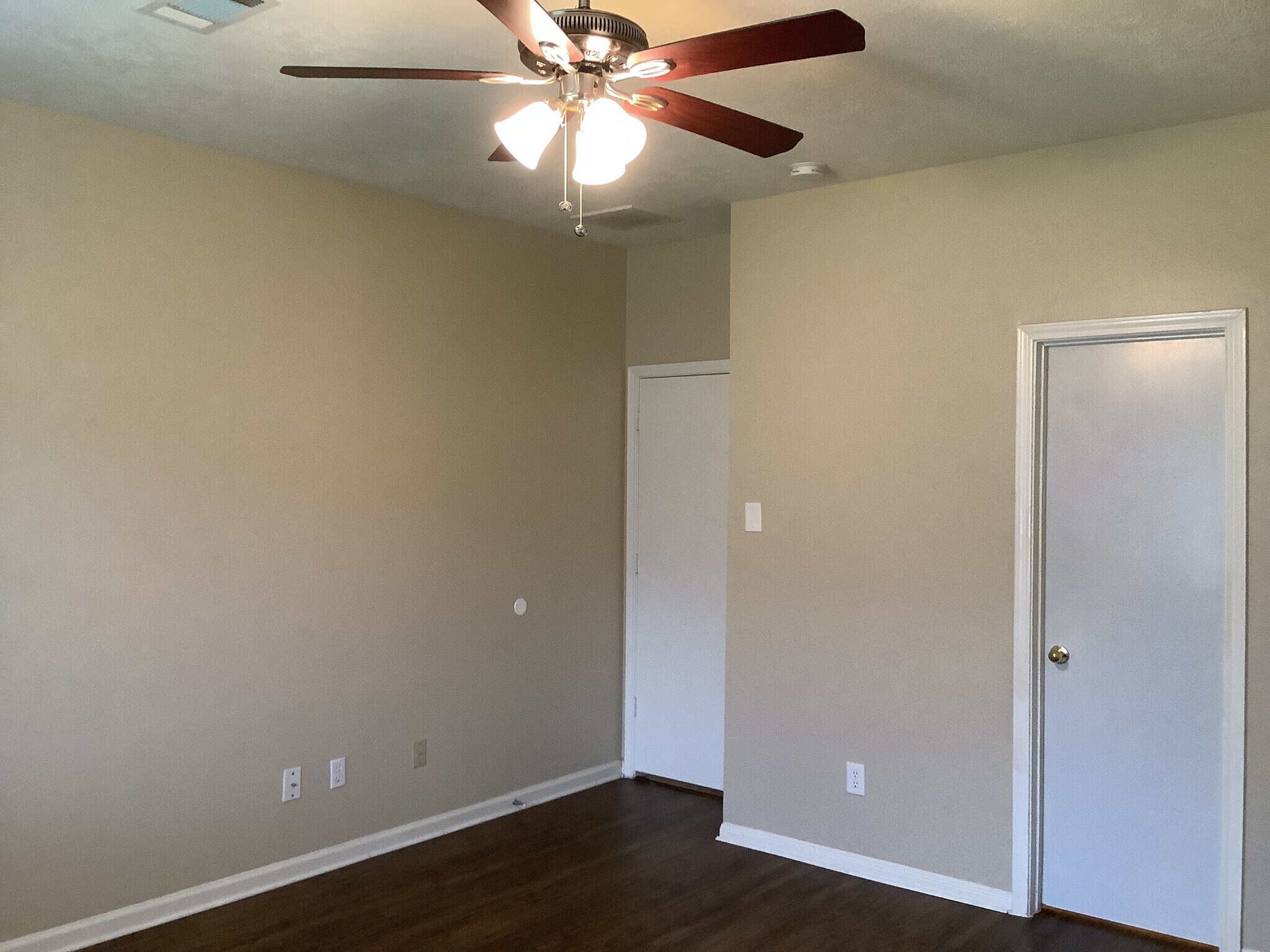 Building Photo - 1423 Hunter Green Ln
