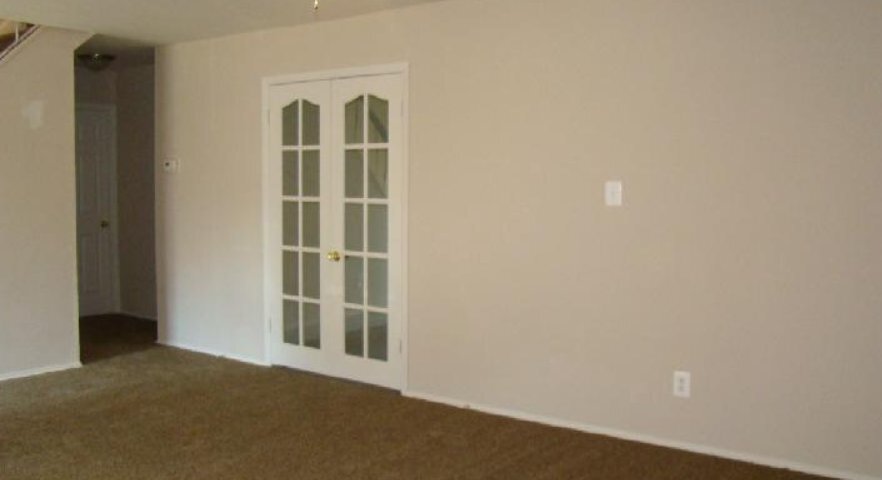 Building Photo - 12 Ember Ln