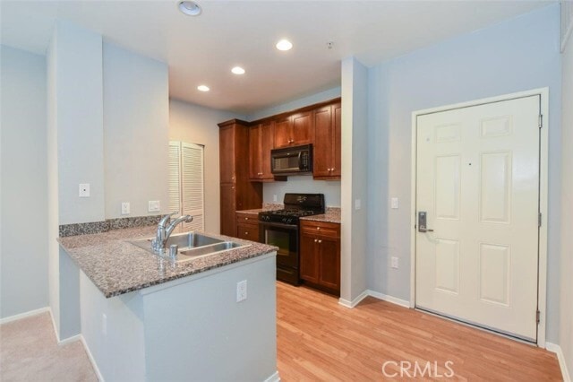 Building Photo - 2202 Scholarship