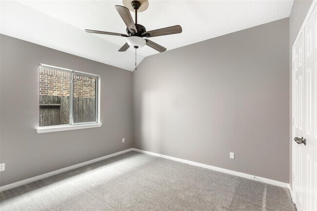 Building Photo - 13810 Birney Point Ln