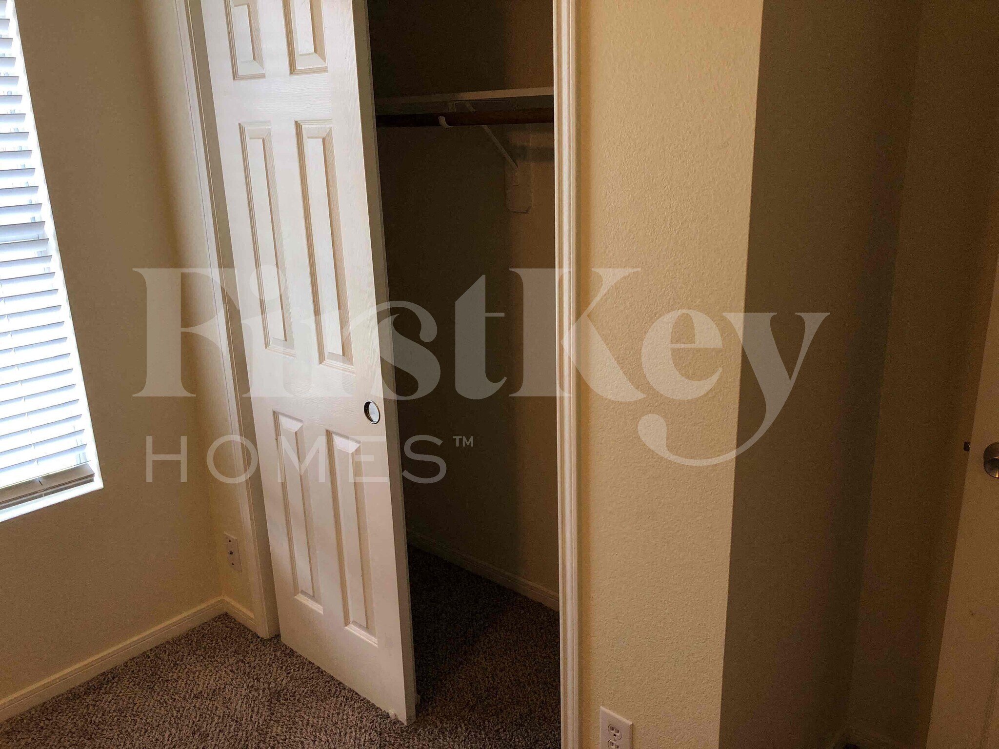 Building Photo - 1123 Intrepid Oak Ln