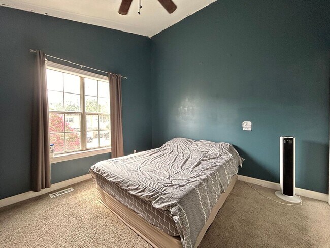 Building Photo - Introducing this fantastic townhome in the...