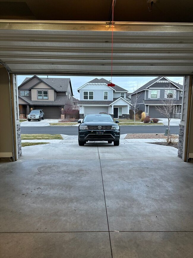 Building Photo - Beautiful home in Mirada!  A must see!