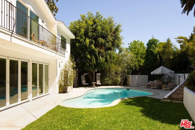 Building Photo - 2003 El Cerrito Pl