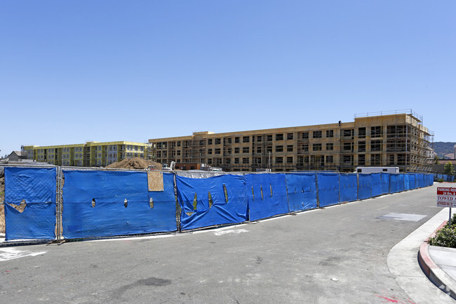 Building Photo - Lexington at Avenue One