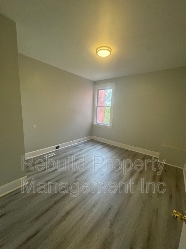 Building Photo - 3706 Gelston Dr