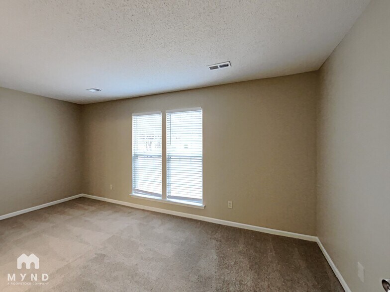 Building Photo - 7307 Preakness Stakes Ln