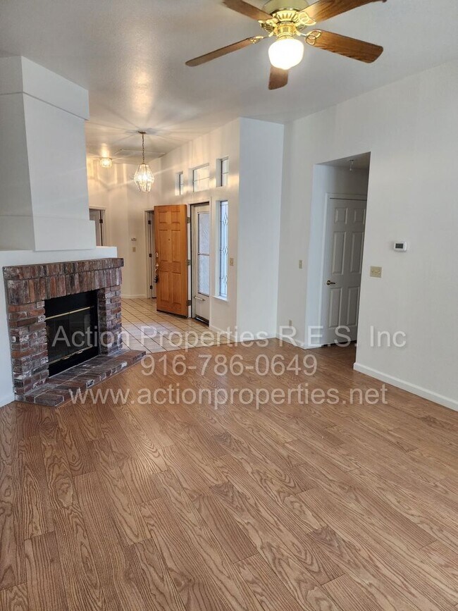 Building Photo - Move In Special! Woodcreek High School Walking Distance, West Roseville Single Story, , 4 Bed 2 B...