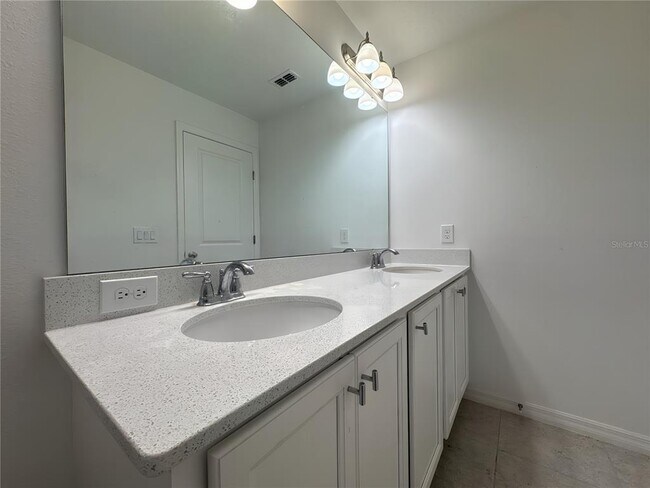 Building Photo - 2962 Voyager Ave