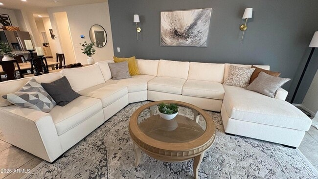 Building Photo - 30998 W Earll Dr