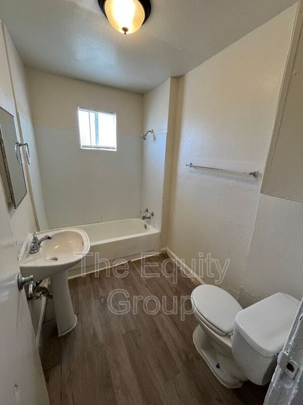Building Photo - 266 W Belleview Ave