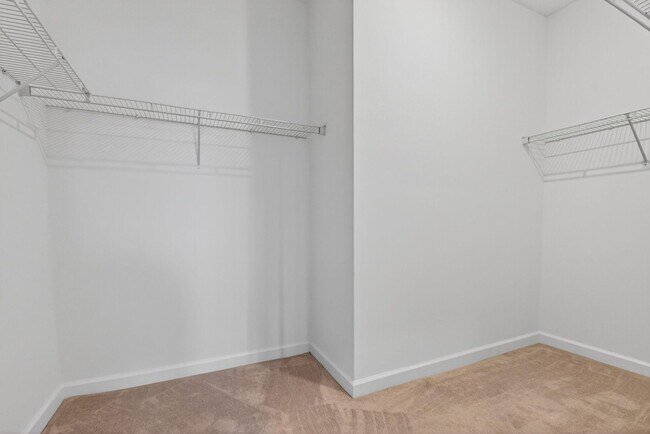 Building Photo - 4645 Meyerson Pl