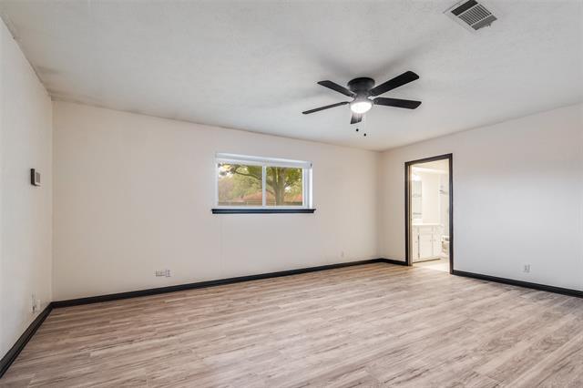 Building Photo - 718 Knollridge Dr