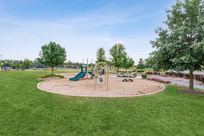 Building Photo - 12011 Jordi Rd