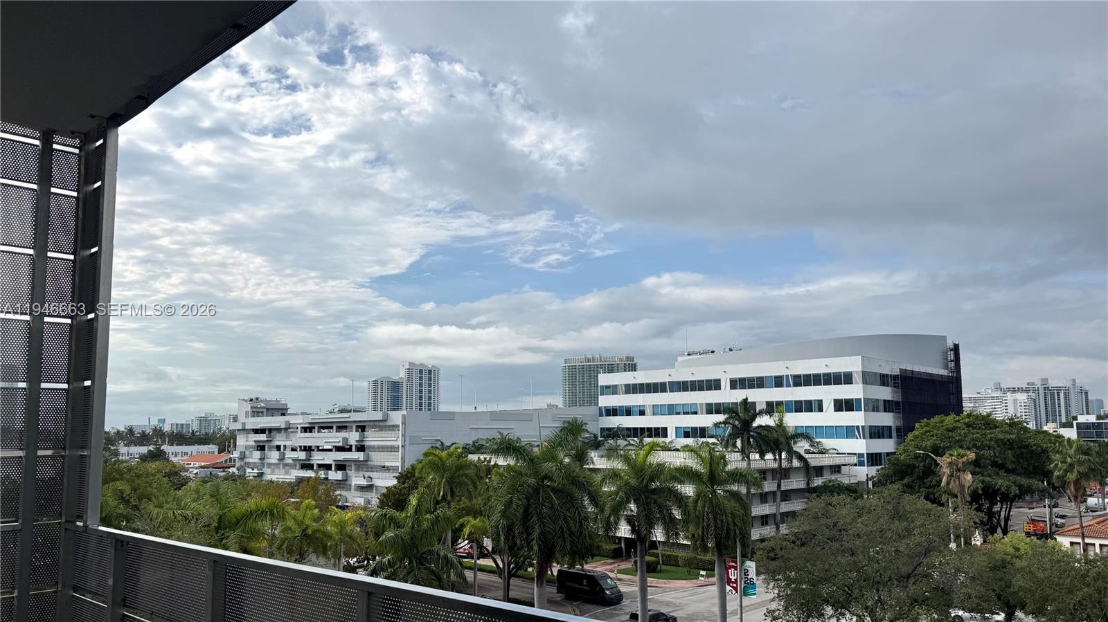 Building Photo - 1700 Meridian Ave