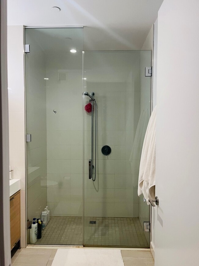 Building Photo - 180 Water St