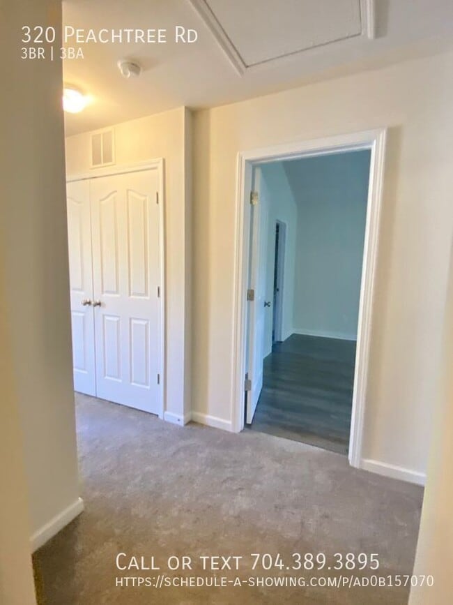 Building Photo - 320 Peachtree Rd