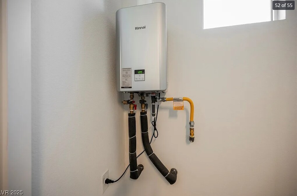 Building Photo - 2487 Altitude St