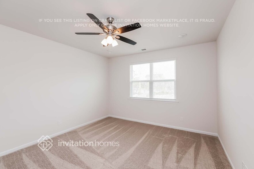 Building Photo - 4014 Weddington Pointe Dr