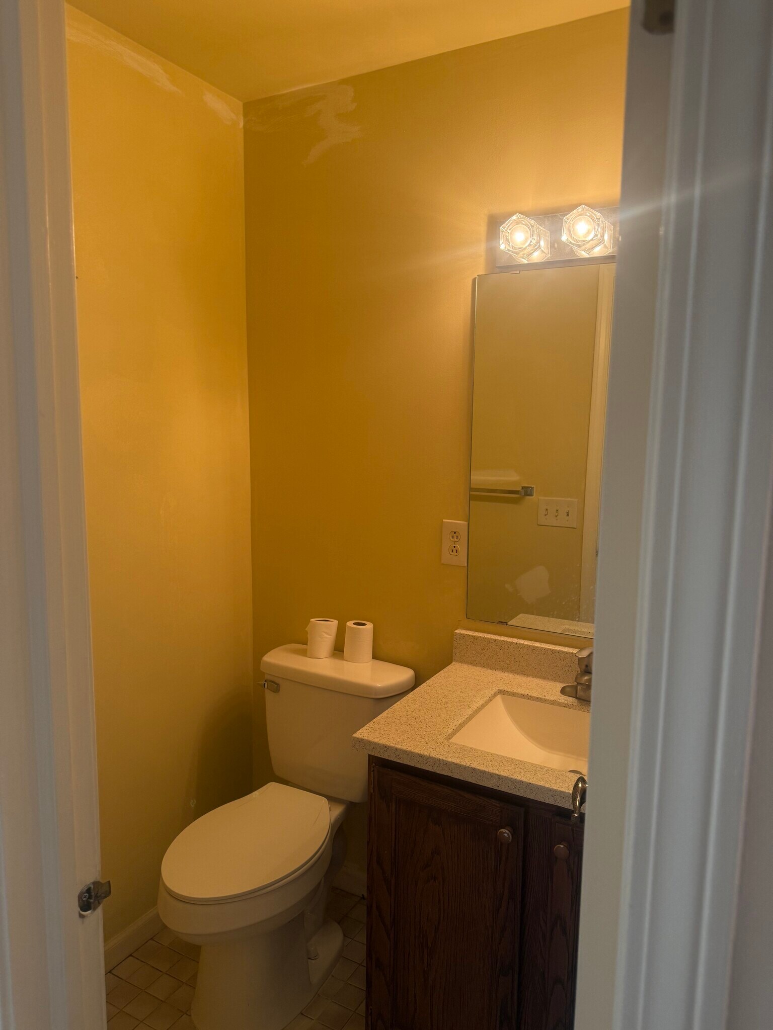 Building Photo - 55 Frenchwoods Cir