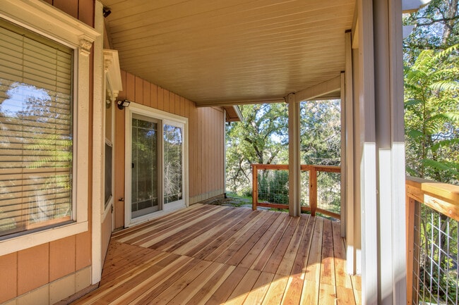 Building Photo - 9526 Victorian Wy