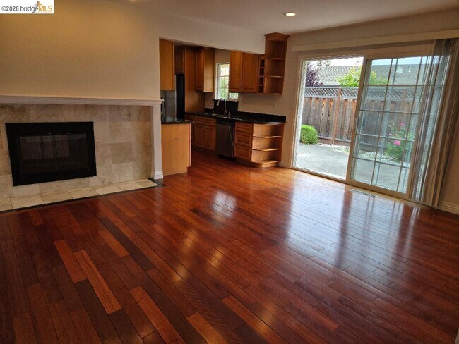 Building Photo - 40725 Capa Dr