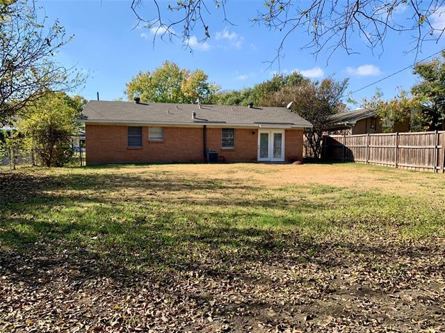 Building Photo - 909 Memorial Dr