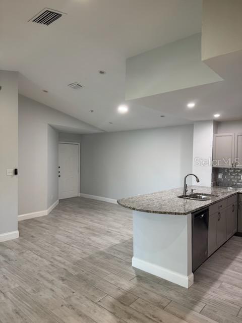 Building Photo - 4045 Crockers Lake Blvd