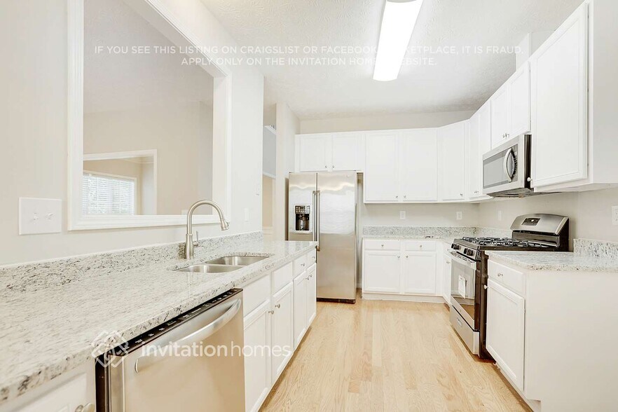 Building Photo - 1461 Edgeley Way