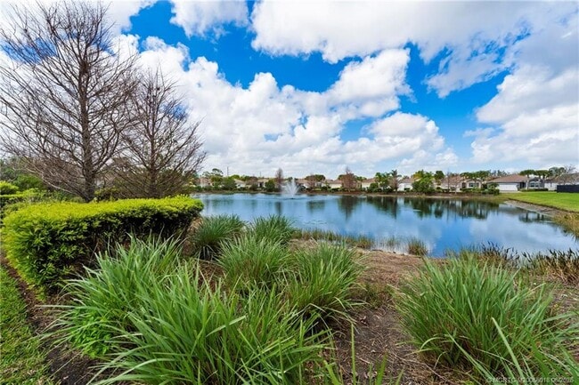Building Photo - 7461 SW Harbor Cove Dr