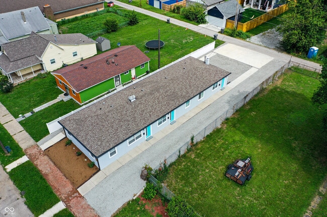 Building Photo - 1631 Columbia Ave
