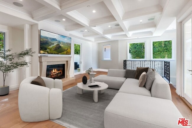 Building Photo - 363 S Saltair Ave