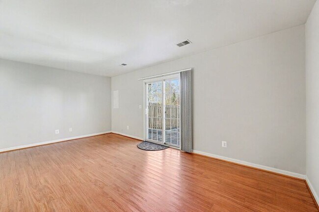 Building Photo - 4529 Leighann Ln