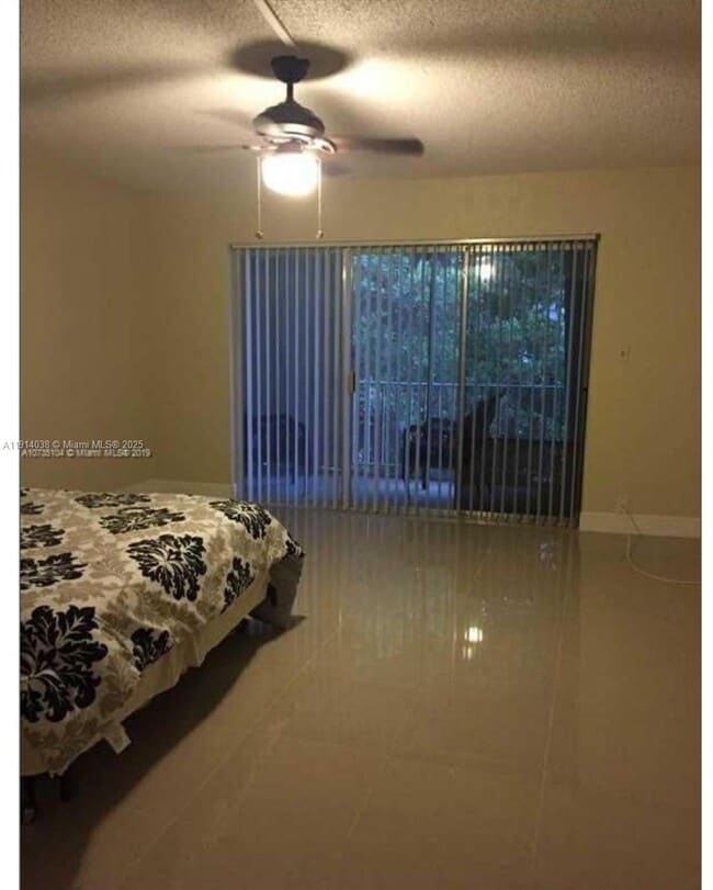 Building Photo - 3928 SW 67th Way