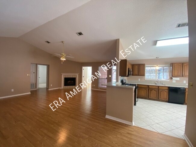 Building Photo - 4032 Leesway Cir