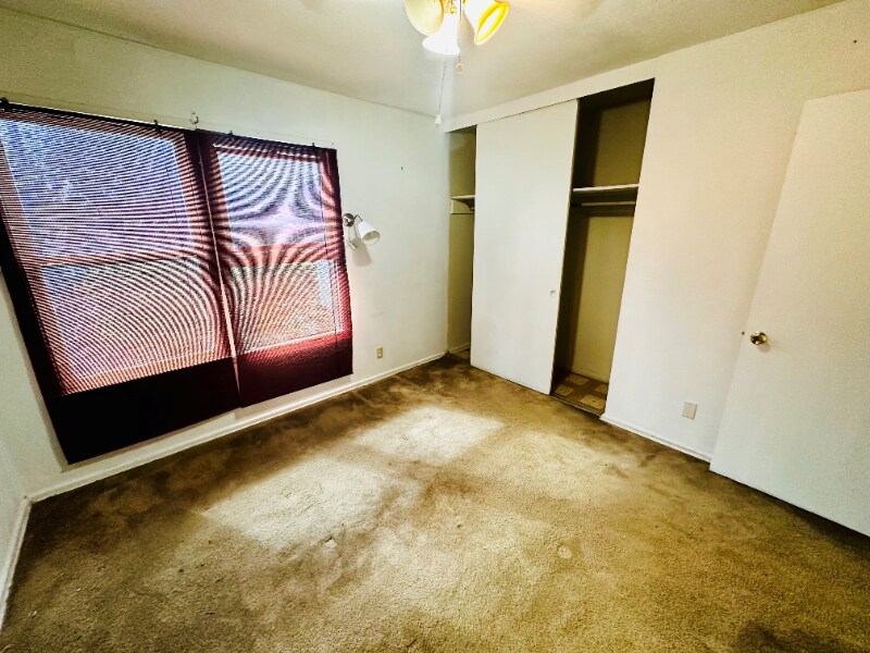 Building Photo - 458 Anton Dr