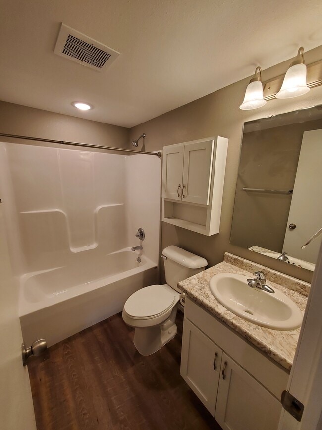 Penn Place Apartments 3700 Pennsylvania Ave Dubuque IA 52002