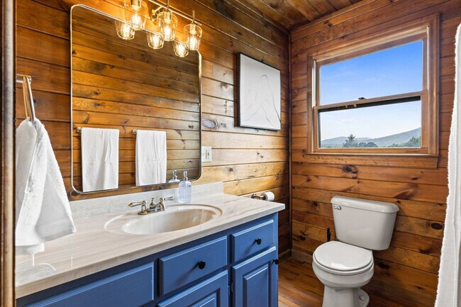 Building Photo - 181 Sugar Mountain Rd