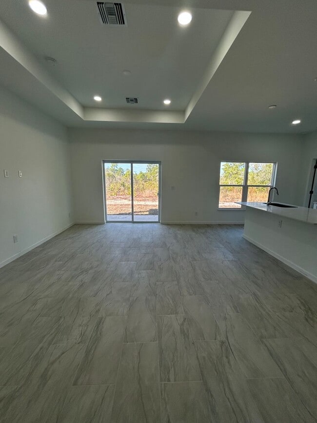 Building Photo - JUST BUILT! Spacious 4Bd /2Ba /2CG Single Family Home