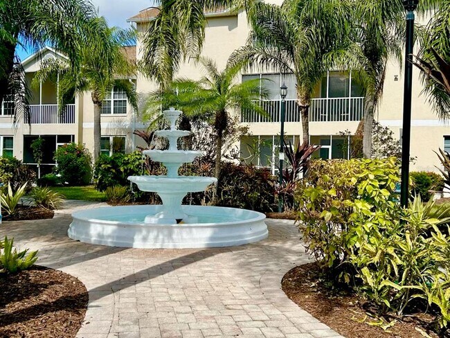 Building Photo - 4250 Players Pl