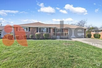 Building Photo - 4430 Lilac Ln