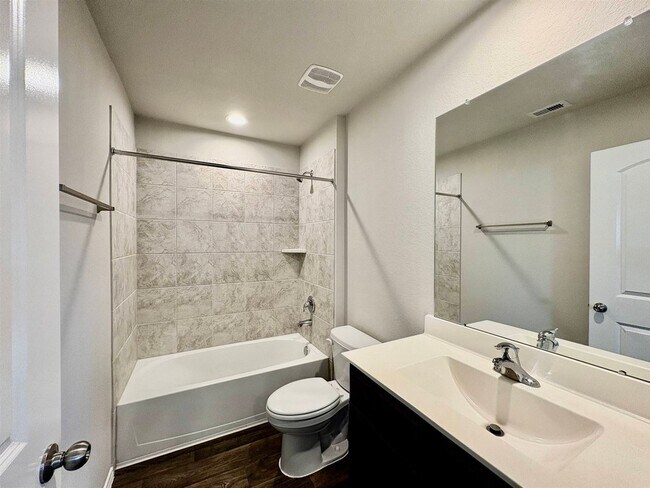 Building Photo - 12013 New River Ct
