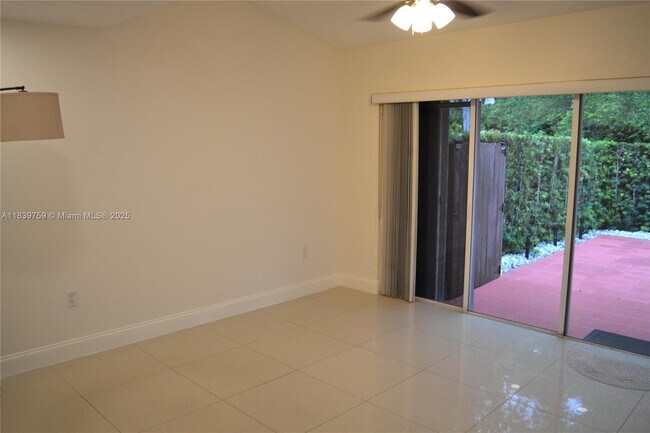 Building Photo - 10190 SW 88th St