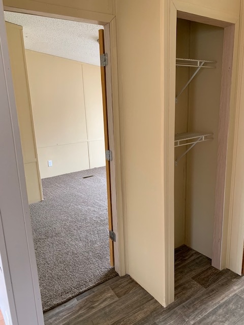 Building Photo - 207 S Ash St