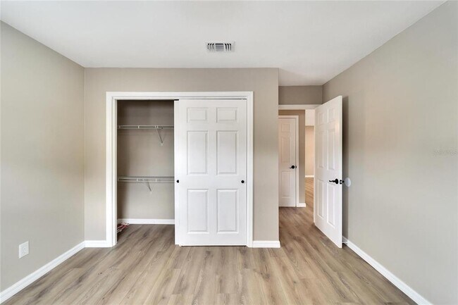 Building Photo - 1462 Cleveland St