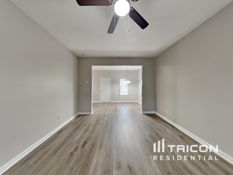 Building Photo - 48 Wyndham Ct