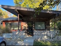 Building Photo - 82 Mt Clare Ave
