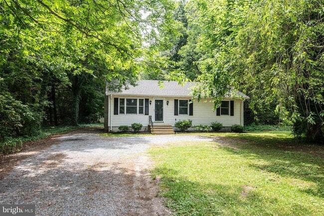 Building Photo - 25893 Royal Oak Rd