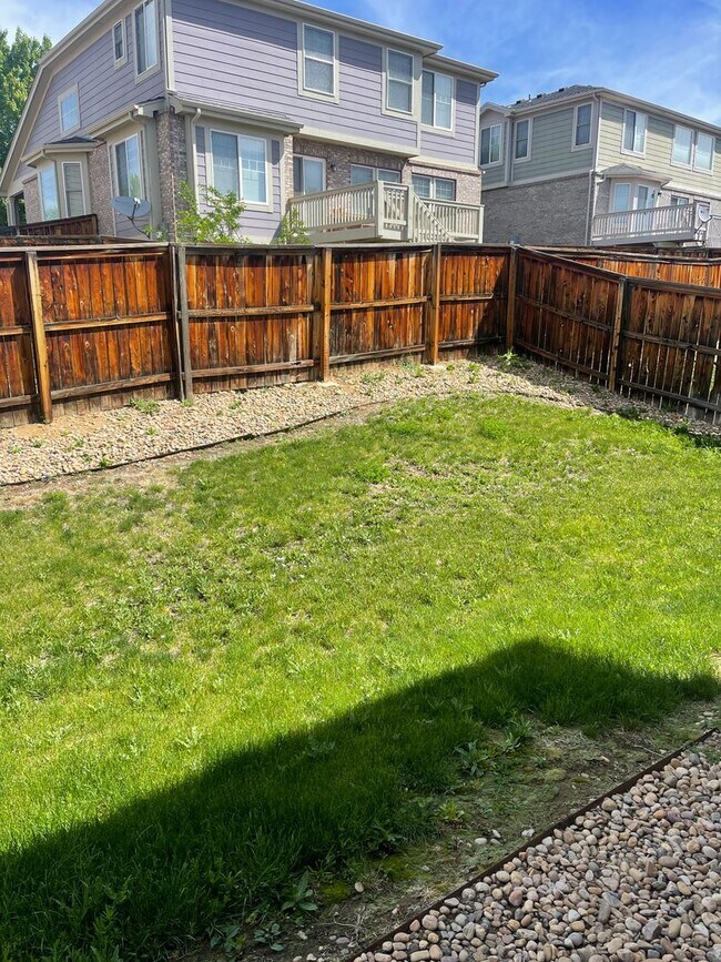 Building Photo - 3 bedroom, 2 bathroom single family house ...
